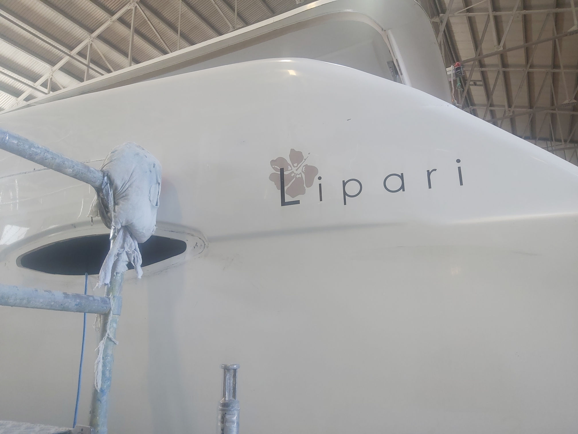 fiberglassandgelrepairs1a